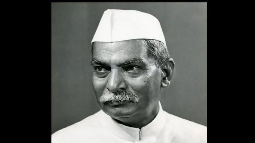 Tributes paid to Dr Rajendra Prasad on his birth anniversary Blog Image